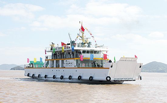 “东海神珠2”轮本月中旬投入运营
