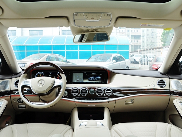 Y(M(jn))  S500L 4.7T Ԅ(dng) п_(ti)w