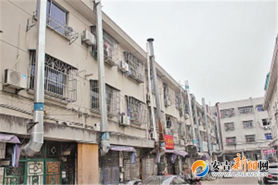 县城餐饮烧烤店:油烟直排味难闻--安吉新闻网