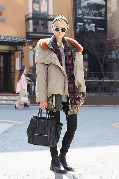 混搭必学秘诀: 利用围巾打造层次感