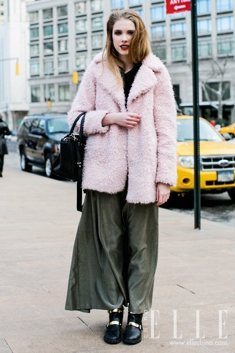 羊年什么单品最吃香 细致羊羔绒大衣萌萌哒-羊