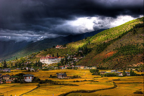 不丹国家有多少人口_不丹旅游 不丹旅游风景 14