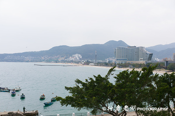 敌景挑战你的视觉-栈道,徒步,走到,这一段,公路