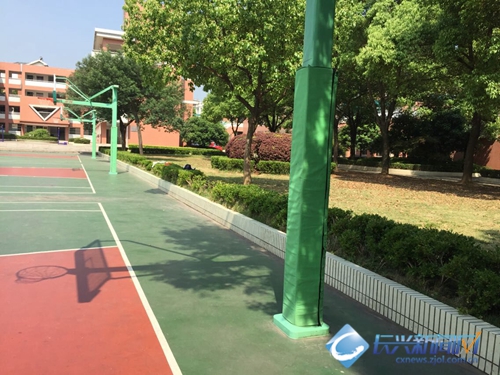 校园体育设施对外开放引尴尬(图)-5