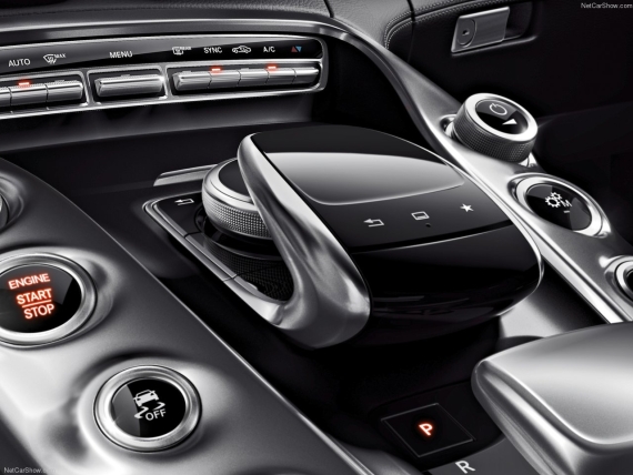 奔驰AMG GT 5月10日上市 瞄准保时捷911-奔驰