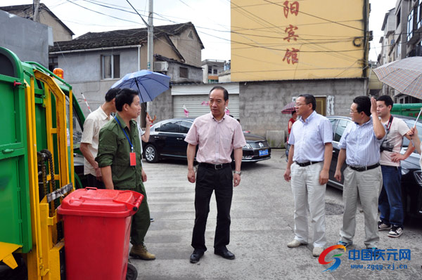 杜光旻一行先后来到蒙洲街,兴贸路,济川路,三中门口,后田大桥