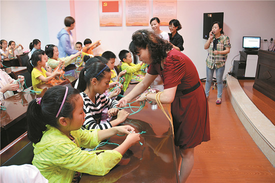 学习打渔绳结 传承传统技艺