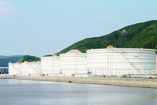 六横物流仓储业再扩容