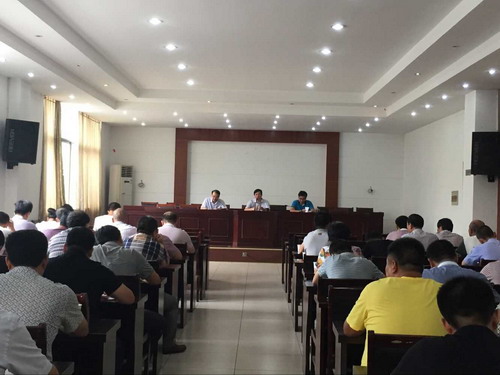 城南新区(三江街道)召开安全生产紧急会议