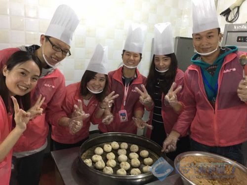 FM106.6全新改版 主播包包子回馈听众(图)-2