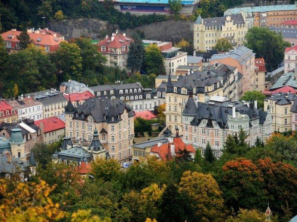 捷克KV小镇,可以喝的汽水温泉-小镇,水温,温泉