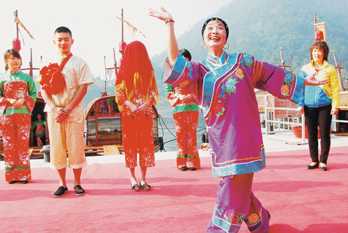 九姓渔民水上婚礼--浙江工人日报网