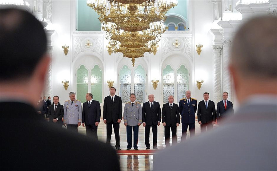 普京出席俄军高级将领晋职晋衔仪式