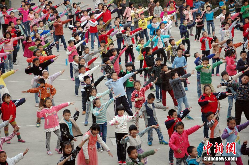 һСѧ�μ�ٸ����㳡��