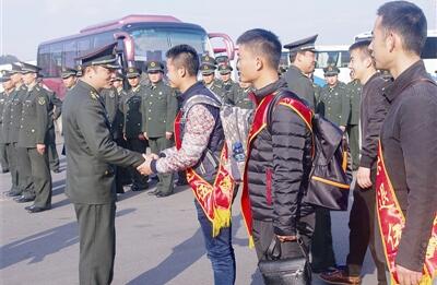 退伍老兵返乡