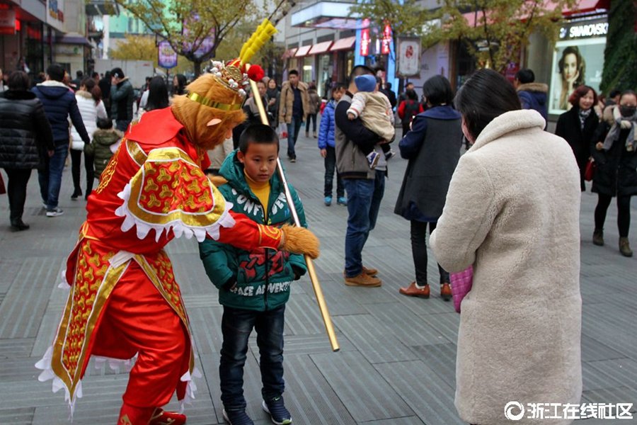 ������˺�Ӱ��ǿ���շ�