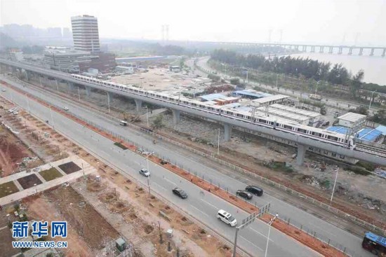 深铁11号线开始热滑试验