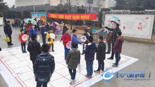 长兴青少年宫举行2016年新年娱乐活动(图)