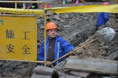 ���̸����������