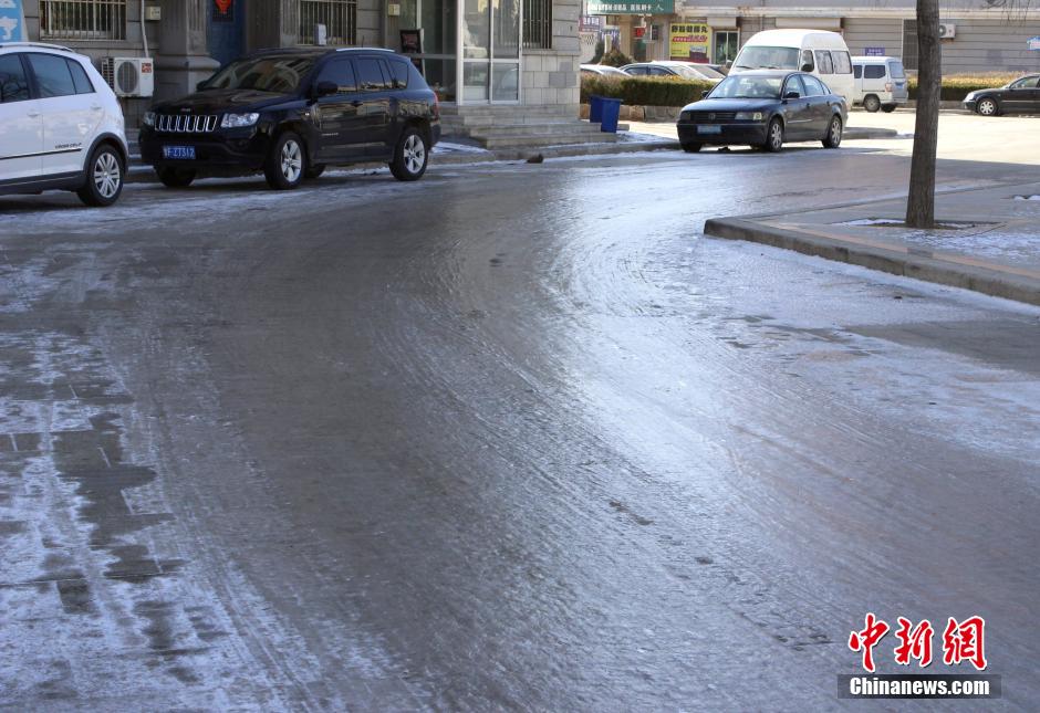 ����Ϯ��ɽ����̨