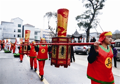 “迎大蜡烛”闹元宵--武义新闻网