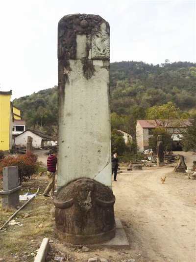 湖塘村人口_陆川清湖塘寨村(2)