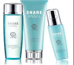 好用的洗面奶水乳套装 17537003_221407.jpg