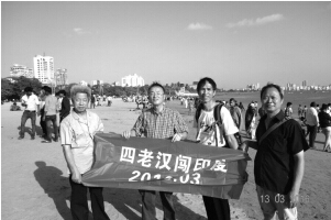 迪拜人均月收入_印度人均月收入(2)
