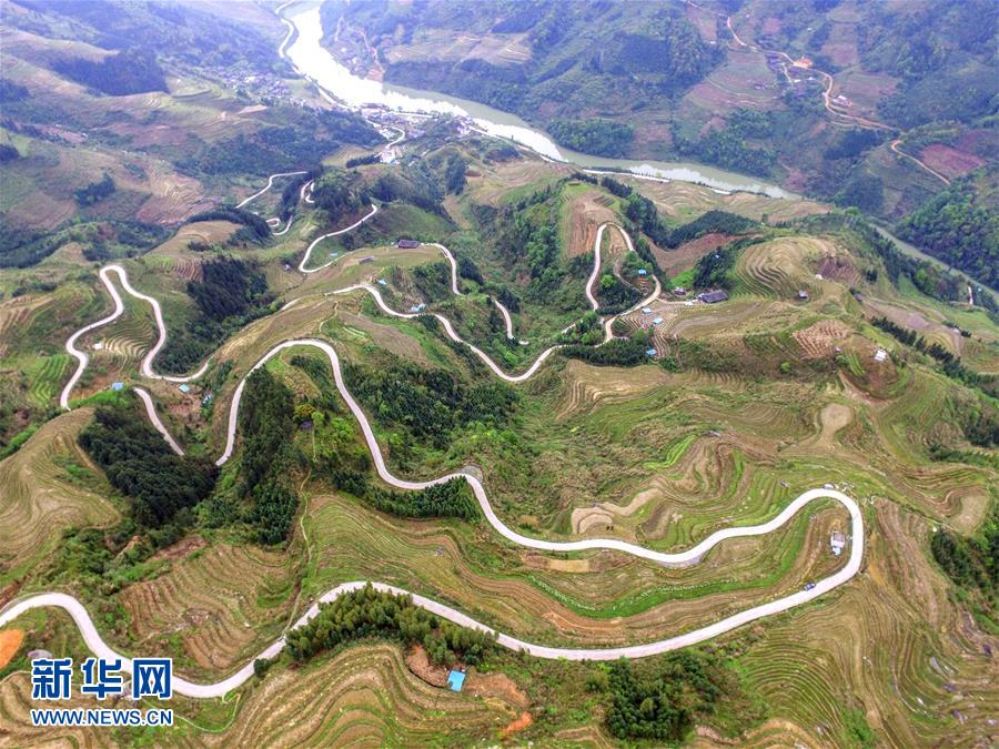 ��ɽ�����ߡ�