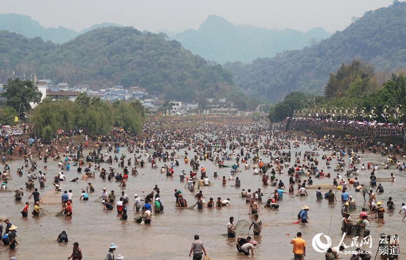 �������ݡ�����׽�㡱