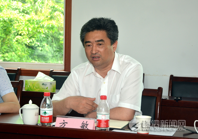 方敏前往黄龙乡调研