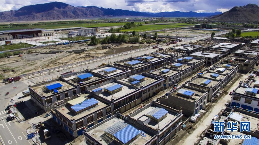 �����·���ߵ��³���Ⱥ