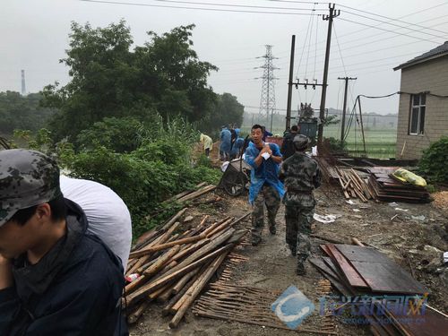 灶浦镇 人口_...本报:崇寿镇四灶浦村发生一起命案,一男子将妻子杀死后自首