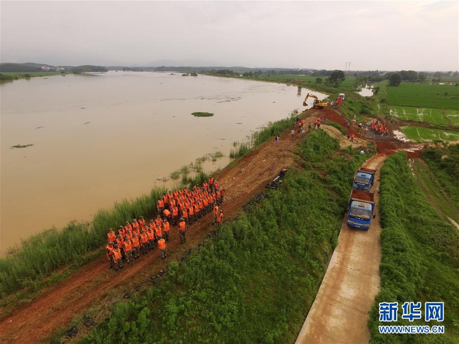江西:潦河超警戒水位