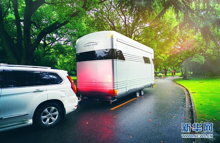 大空间折叠房车亮相上海