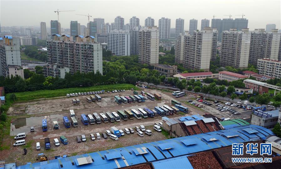 �Ϻ�һ�ؿ��6.7��һƽ��