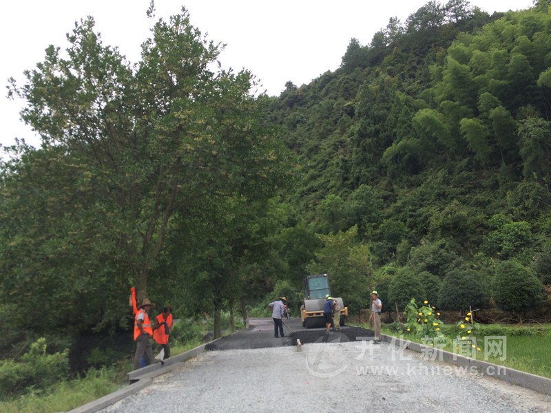 据了解,s317(17省道)华白线开化桐村至白沙关段2015年公路养护大中修