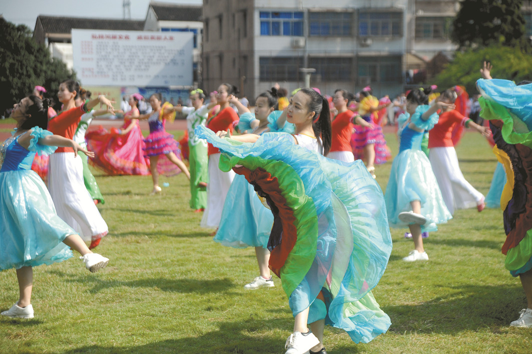 泽国镇经济总量_泽国镇应路兵(3)