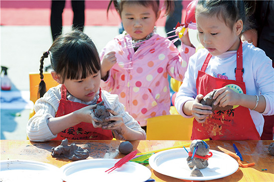 五爱幼教集团幼儿:用泥塑讲述"我和泥土的故事"