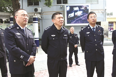 袁家军书记参加人口普查(2)