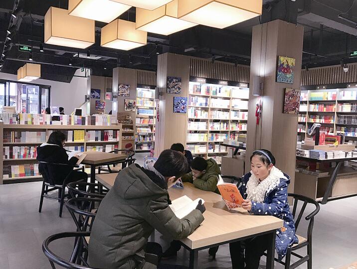 普陀新华书店全新亮相