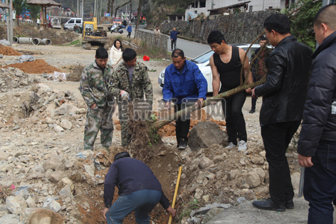 义务有多少人口_五华区组织千人义务清扫街道.-街道办各出高招扮靓昆明(2)