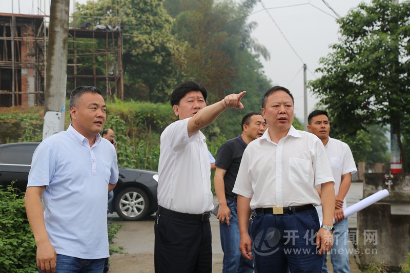 童炜鑫在调研重点项目建设时强调强化协调形成合力加快推进项目建设