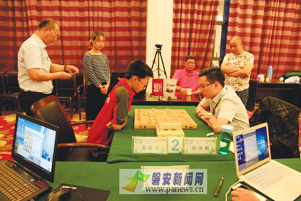 图为金华籍象棋大师王家瑞后手逼和全国象棋冠军,世界象棋锦标赛冠军