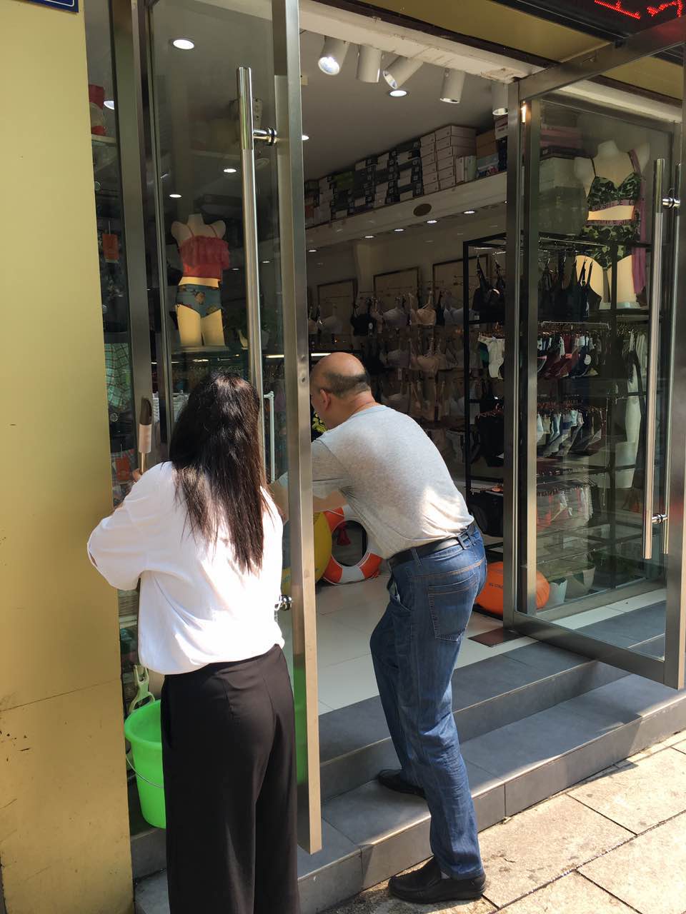 人力社保局、邮政局在振兴路共建-东阳新闻网