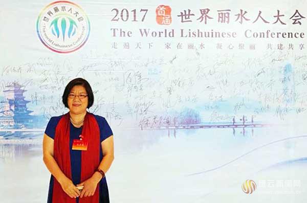 亲爱的故乡 我有话儿对你说