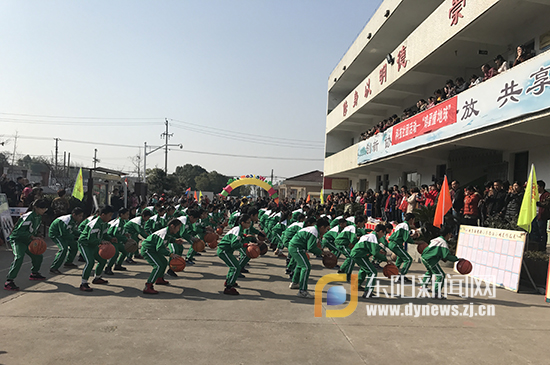 官桥小学:全球舞动 编织童年