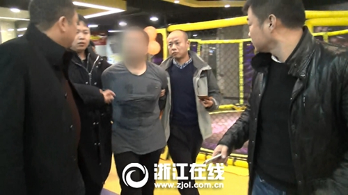 抓捕现场