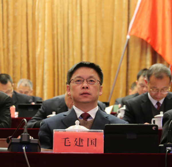 县十六届人大二次会议隆重开幕-遂昌新闻网