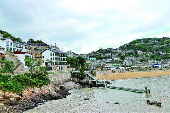 虾峙镇人口_虾峙凉湖村(3)
